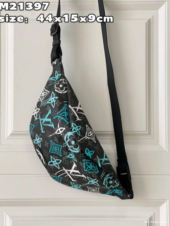 AAA Pruses Bags BUMBAG LOUIS VUITTON DISCOVERY 0825
